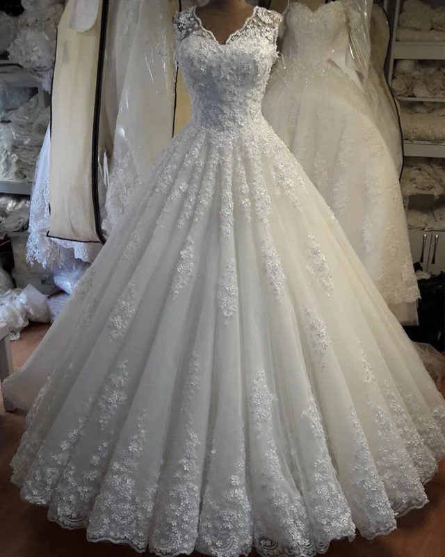 Navy - blue wedding dress for a sophisticated lookElegant Lace Flowers Beaded V-neck Princess Wedding Dresses