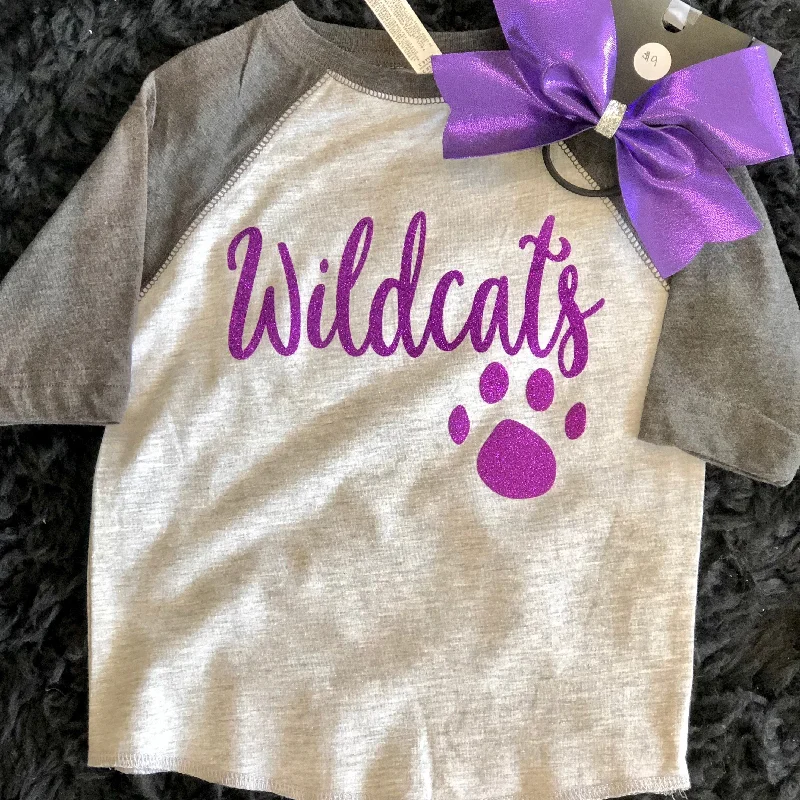 Women's T - shirt with a cable knit patternGirls Grey Wildcat Baseball Tee