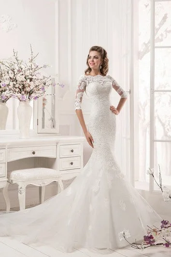 Square - neck wedding dress for a classic lookHalf Sleeve Scalloped Neckline Lace Mermaid Dress Square - neck wedding dress for a classic lookHalf Sleeve Scalloped Neckline Lace Mermaid Dress