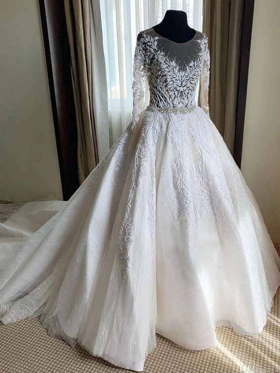 Cut - out detail modern wedding dressLace Beaded Vintage Wedding Dresses Long Sleeves Sheer Neck Bridal Dresses Crystals Wedding Gowns Prom Dress    cg21942