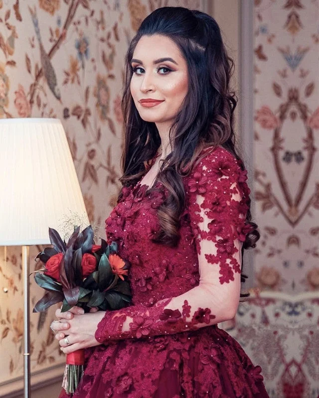Bohemian - style off - the - shoulder wedding dressLace Embroidery Long Sleeves Princess Ball Gowns Wedding Dresses Bohemian - style off - the - shoulder wedding dressLace Embroidery Long Sleeves Princess Ball Gowns Wedding Dresses