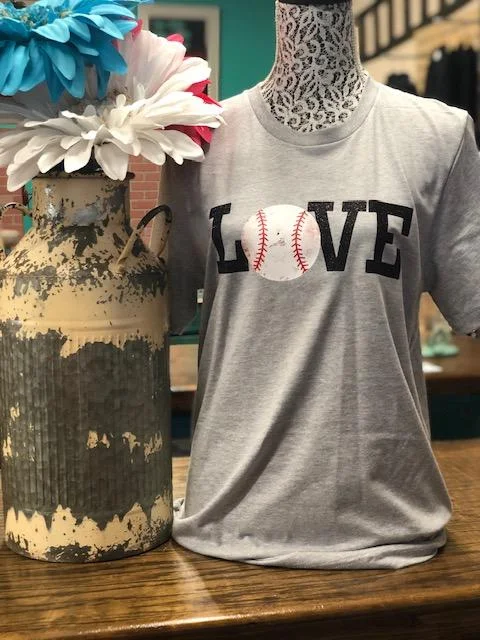 Women's T - shirt with a metallic - colored threadLove Baseball Tee