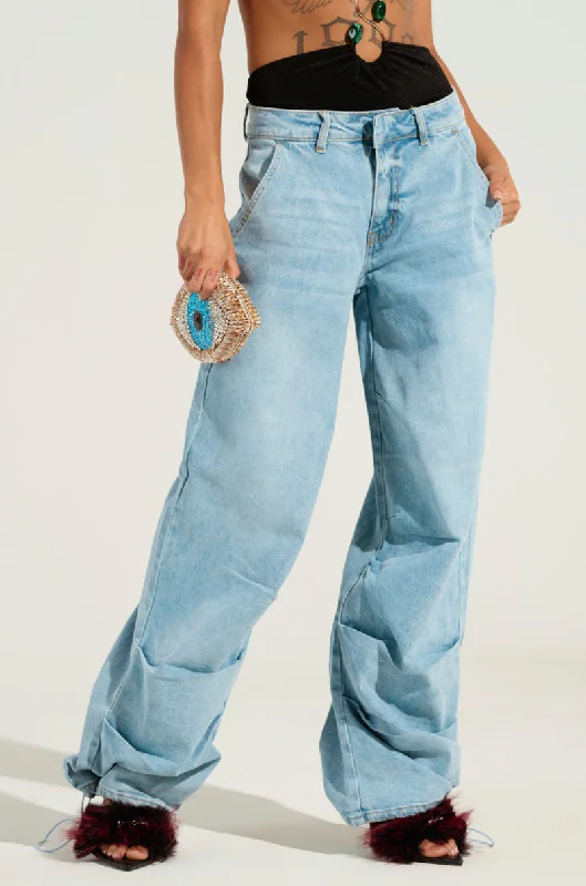 High waisted cargo joggers for women in a practical styleLUCKY LUCKY WIDE LEG DENIM PANT High waisted cargo joggers for women in a practical styleLUCKY LUCKY WIDE LEG DENIM PANT