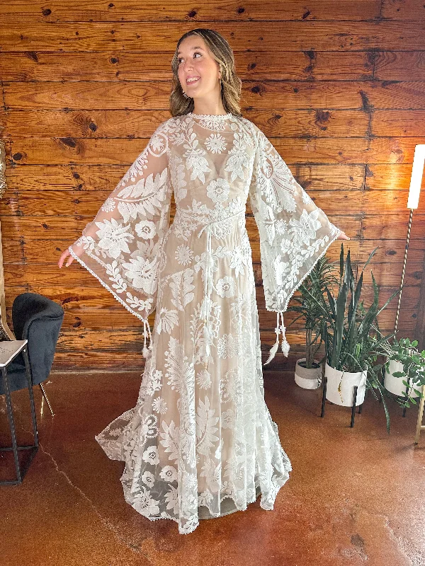 Halter - neck wedding dress for a modern lookMarleigh Wedding Dress