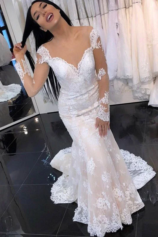 Imported high - quality wedding dressPrincess Long Sleeves Mermaid V-Neck Ivory Wedding Dress with Lace