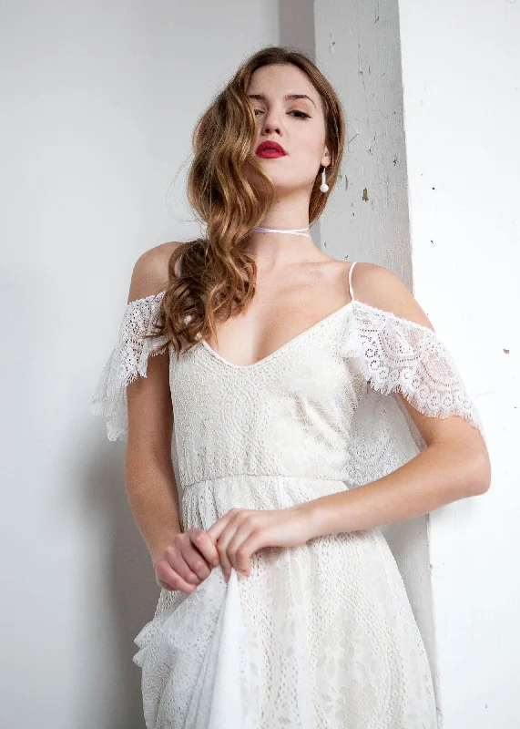 Long - sleeved Victorian - style wedding dressParis Sample (size XS)