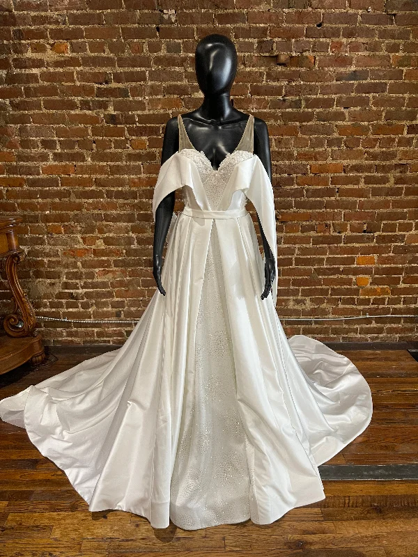 Racer - back wedding dress for a sporty - modern lookPollardi August