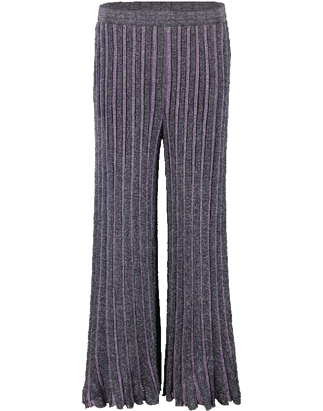 Embroidered denim pants for women in a unique lookPull-On Lamé Crop Pant