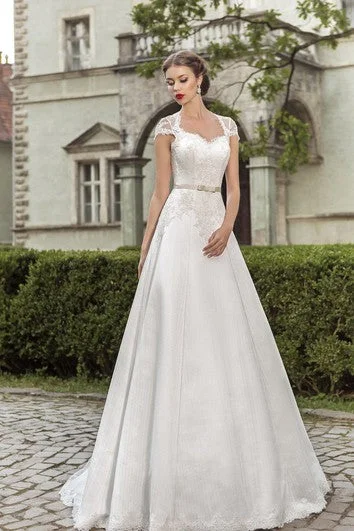 Racer - back wedding dress for a sporty - modern lookQueen Anna Neckline Appliques Long Keyhole Back Dress With Bow