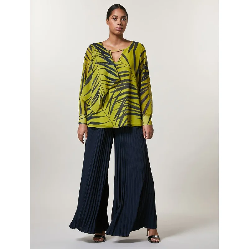 Linen blend cigarette pants for women in a breezy and modern styleRAFIA