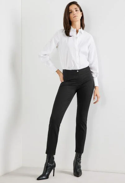 Pencil pants for women in a sleek styleSlim Fit Cropped Trousers