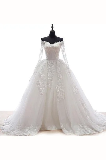 Embroidered illusion neckline wedding dressSweetheart Appliques Tulle Lace Organza Dress