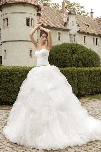Indian - style wedding dress with intricate embroiderySweetheart Cascading Ruffles Floor-length Dress