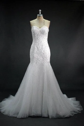 Diamond - encrusted wedding dress for a luxurious feelSweetheart Mermaid Lace and Tulle Dress With Beadings and Sequins