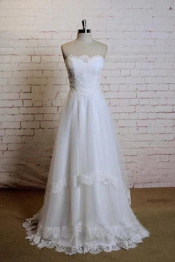 S - curve - flattering mermaid wedding dressSweetheart Sleeveless A-Line Tulle Dress With Lace Edging