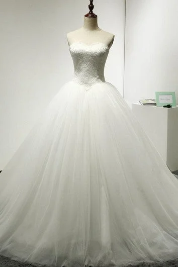 Formal satin wedding dress with a long trainSweetheart Tulle Ball Gown With Lace Bodice and Lace-Up Back