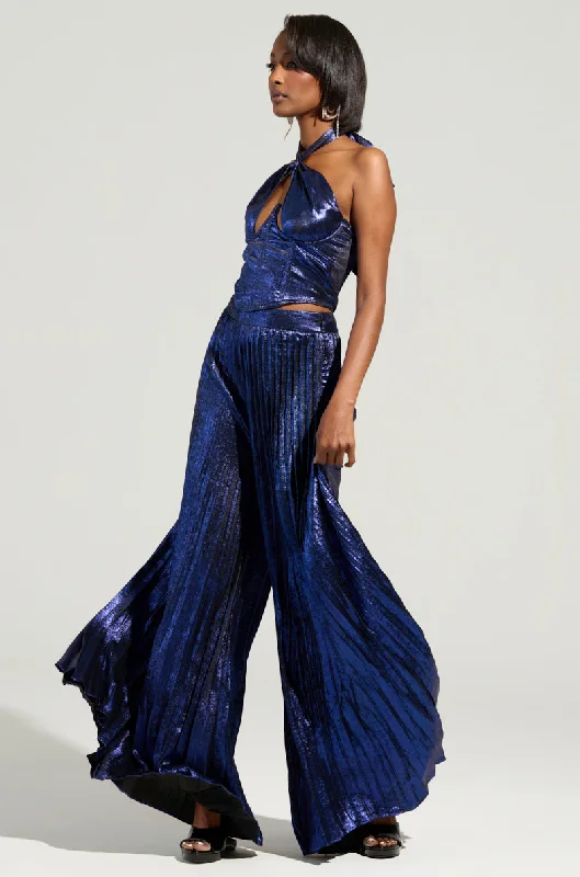 Polyester blend wide leg pants for women in a durable and stylish styleTAKE MY HAND PANT Polyester blend wide leg pants for women in a durable and stylish styleTAKE MY HAND PANT
