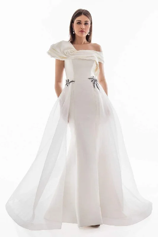 Long - sleeved Victorian - style wedding dressTerani Couture - 1821E7100 Dramatic Off Shoulder Sheer Overskirt Gown