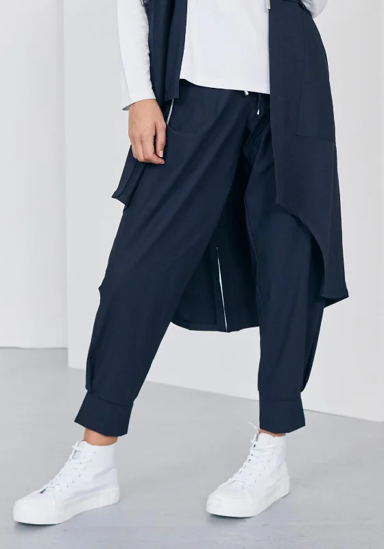 Trousers with front pleats for women in a formal and tailored lookNaya Tuck Cuff Casual Trouser, Navy Trousers with front pleats for women in a formal and tailored lookNaya Tuck Cuff Casual Trouser, Navy