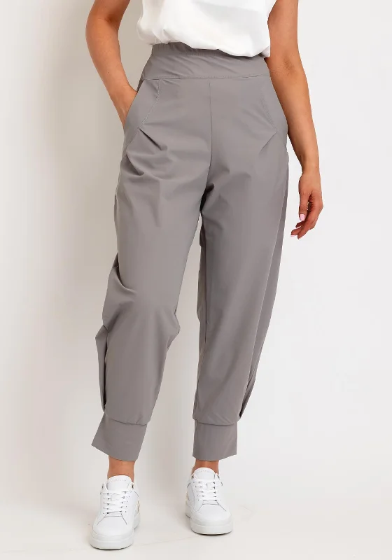 Solid color wide leg pants for women in a minimalist and stylish lookNaya Tuck Cuff Casual Trouser, Mink Solid color wide leg pants for women in a minimalist and stylish lookNaya Tuck Cuff Casual Trouser, Mink
