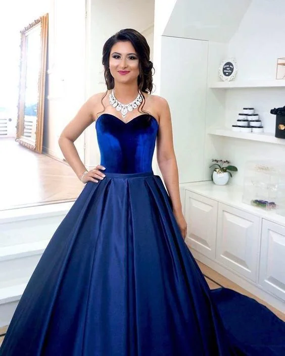 Backless sweetheart neckline wedding dressVelvet Sweetheart Satin Ball Gowns Wedding Dresses prom gown   cg13420