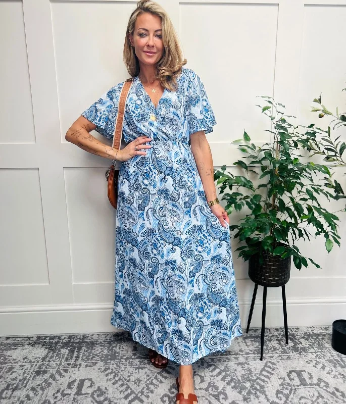 Bohemian Style Maxi Dresses for Ladies with Embroidered DetailsBlue Printed Wrap Front Maxi Dress Bohemian Style Maxi Dresses for Ladies with Embroidered DetailsBlue Printed Wrap Front Maxi Dress