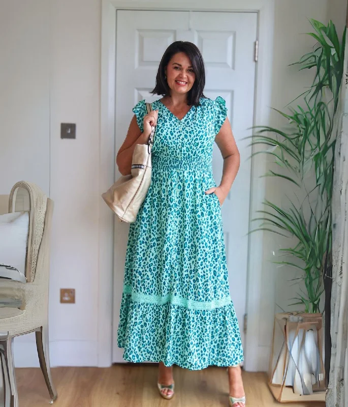 Sleeveless Dresses with Sequined Neckline for Ladies' Glamorous LookGreen Leopard Curve Print Maxi Dress Sleeveless Dresses with Sequined Neckline for Ladies' Glamorous LookGreen Leopard Curve Print Maxi Dress