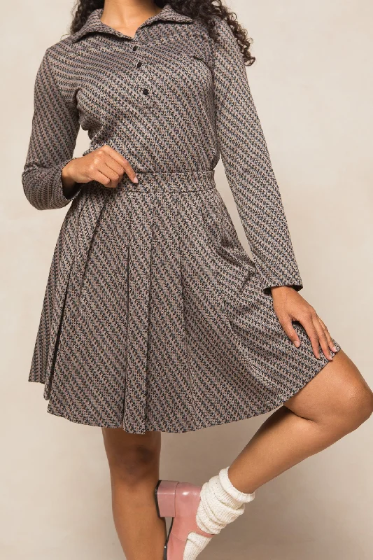 Dresses with Embroidered Tribal Patterns and Satin Sash for Ladies' Cultural and Glamorous LookPiper Skirt in Houndstooth Dresses with Embroidered Tribal Patterns and Satin Sash for Ladies' Cultural and Glamorous LookPiper Skirt in Houndstooth