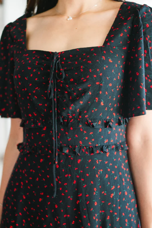 Dresses with Sequined Floral Motifs for Ladies' Elegant and Delicate LookRashberry Black Dress Dresses with Sequined Floral Motifs for Ladies' Elegant and Delicate LookRashberry Black Dress