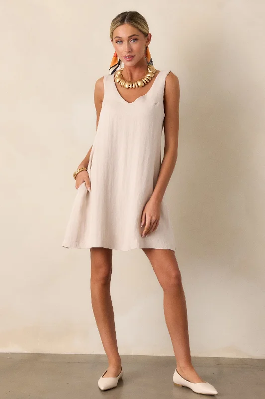 Long Dresses with Side Slit for Ladies' Mobility and StyleWandering Mind Ivory Sleeveless Mini Shift Dress