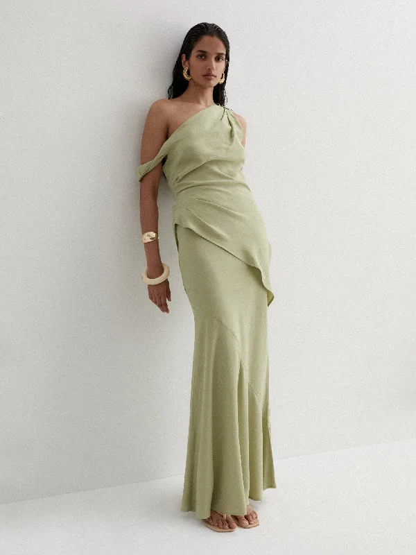 "Satin dresses for women for a luxurious appearance"BELLA MAXI SKIRT