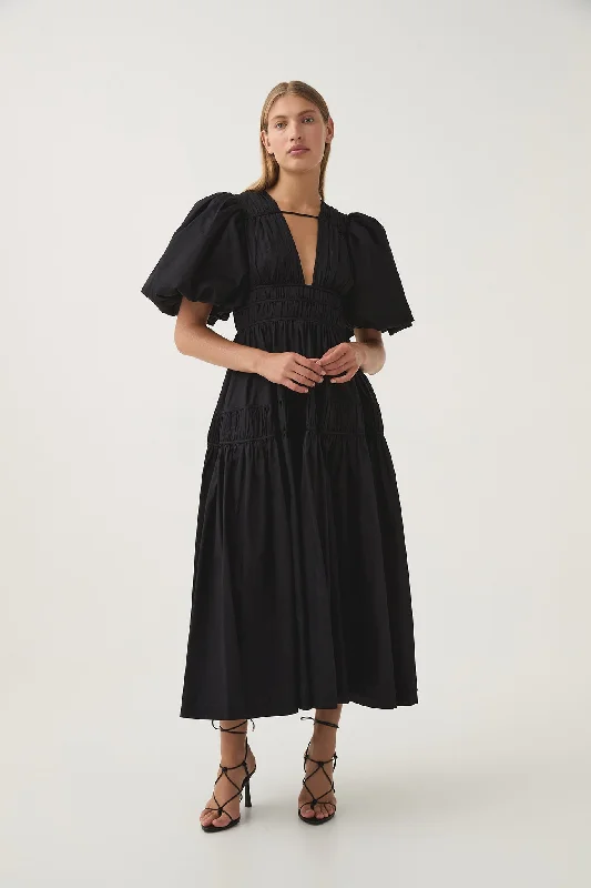 "Mermaid - style wedding dresses for women for a dramatic look"Fallingwater Ruched Midi Dress "Mermaid - style wedding dresses for women for a dramatic look"Fallingwater Ruched Midi Dress