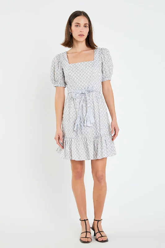 "Smart casual dresses for women for work - to - weekend transitions"Floral Print Dress with Combo Braided Belt "Smart casual dresses for women for work - to - weekend transitions"Floral Print Dress with Combo Braided Belt