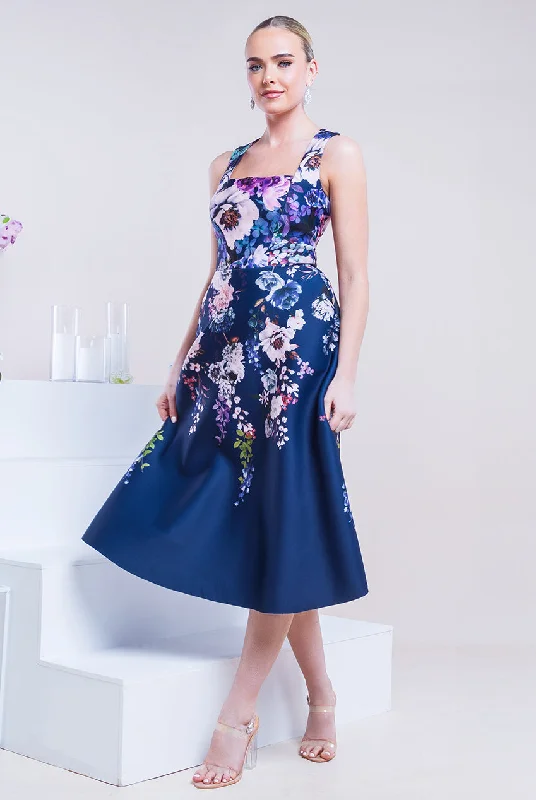 "Mermaid - style wedding dresses for women for a dramatic look"Goddiva Scuba Foam Floral Midi Dress - Navy