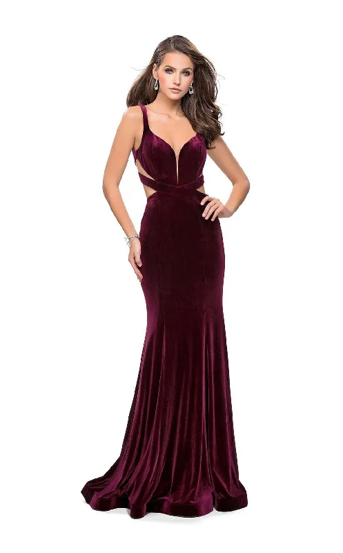 "Flash Sale: Grab Your Favorite Women's Dresses at Unbeatable Prices!"La Femme 25866 Dress