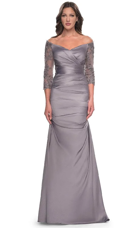 "Bundle and Save: Buy Multiple Women's Dresses and Get a Discount"La Femme 30853 - Trumpet Satin Evening Dress