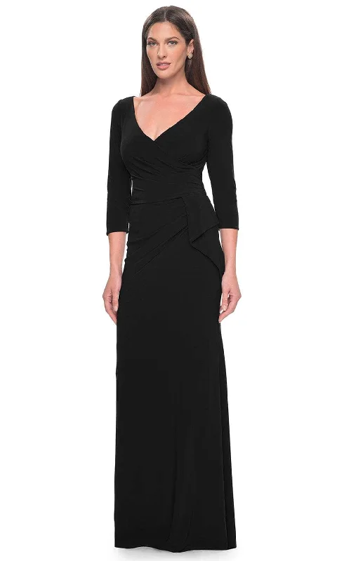 "Petite women's dresses with flattering fits"La Femme 30967 - Quarter Sleeve Jersey Evening Dress